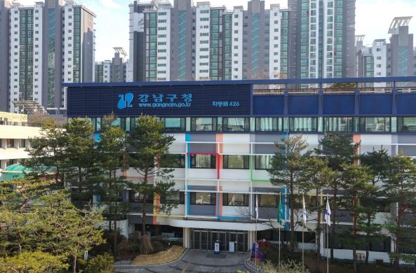 강남구, 재건축 상가 용도변경 앞당긴다…이전고시 전에도 가능 기사 이미지