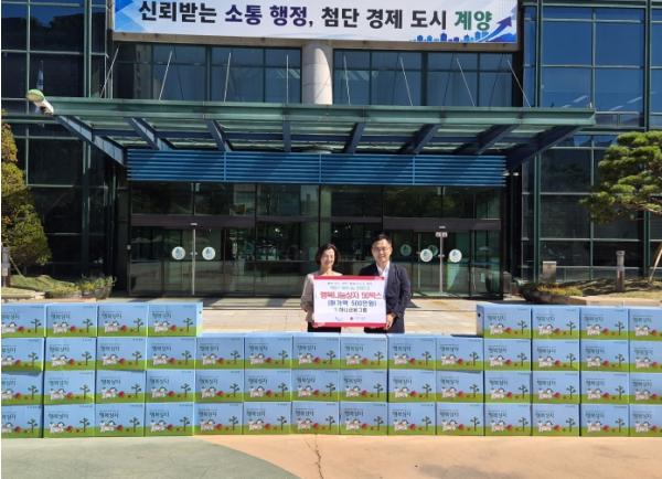 하나금융그룹, 계양구에 폭염 대비 ‘행복나눔상자’ 50박스 기탁 기사 이미지