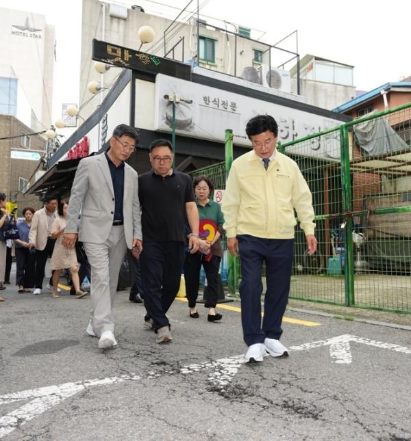 '관광객도 구민도 안심하고 걷는다' 종로구, 국립민속박물관 보행환경 정비 기사 이미지