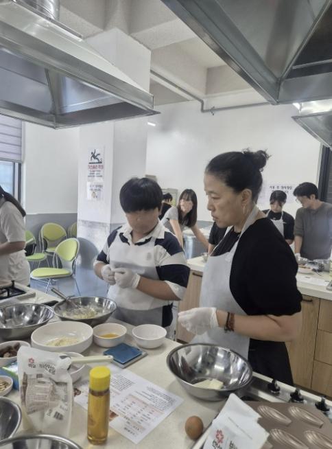가평군 가평읍 주민자치회, 청소년 대상 '펀펀한 요리사' 운영 기사 이미지