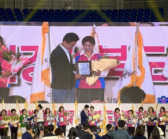 울릉군 생활개선회, 경북 한마음대회 참석 및 선진 농가 현장 견학 실시 기사 이미지