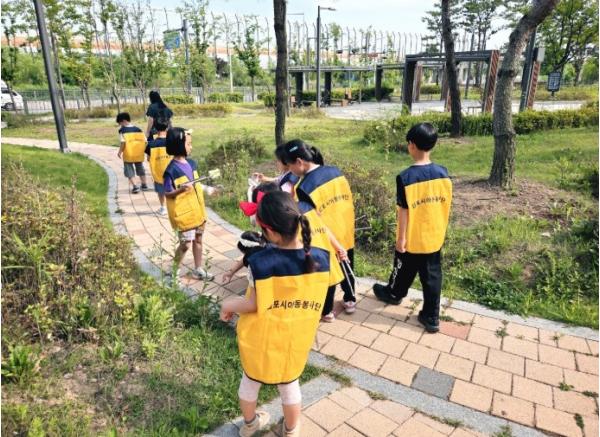 김포시 아동봉사단, 2026년 봉사활동 목표 조기 달성...아동 참여형 지역봉사 모델로 자리매김 기사 이미지