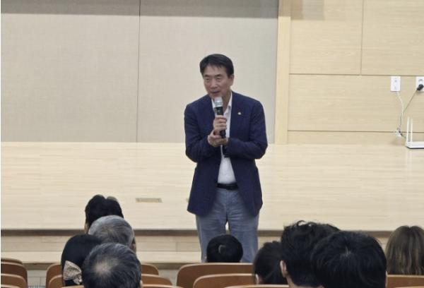 예천군 환경그린대학, '새덕후' 김어진 초청 특강 성황 기사 이미지