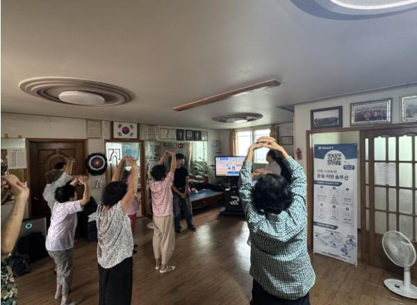 화성특례시 만세구보건소, 공공·민간 협력 기반 어르신 맞춤형 '웰에이징 운동교실' 운영 기사 이미지