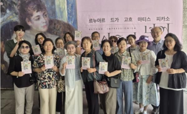 시흥시노인종합복지관, 어르신들과 미술관 문화체험 기사 이미지