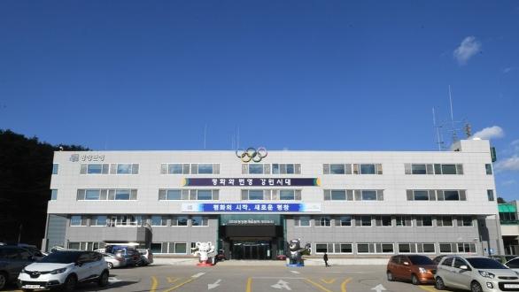 평창군, 6·25전쟁 참전유공자 故 김보연의 유가족에 '화랑무공훈장' 전수 기사 이미지