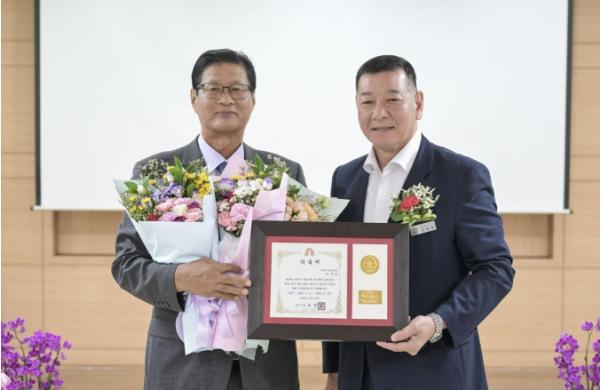 공주시, 이무연 신임 명예 의당면장 위촉 기사 이미지