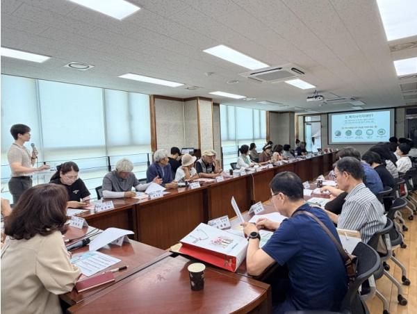 오산시 세마동, 복지사각지대 발굴 위한 지역 인적안전망 복지사업 교육 실시 기사 이미지