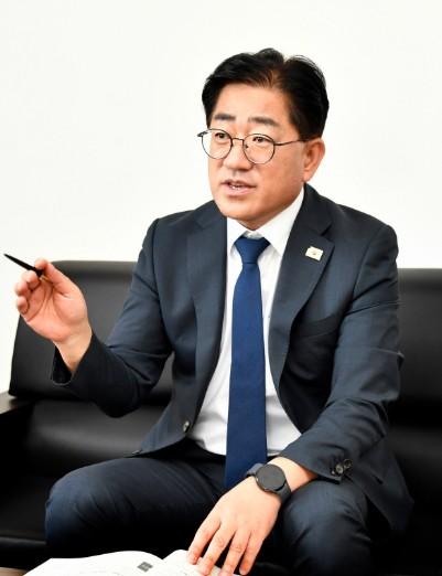 이기형 김포시장 통학교통해소책 ‘결실’… 교통 1호 결재 36A 14일부터 운행 기사 이미지