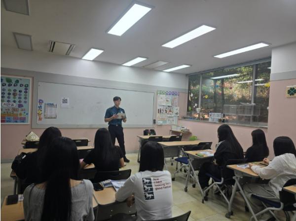 대구 북구청소년회관·북부경찰서, 학교폭력·사이버도박 합동 예방 활동 펼쳐 기사 이미지