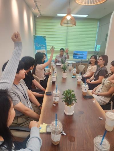 청주교육지원청, 저경력 직원과 함께하는 청렴 소통의 장 마련 기사 이미지