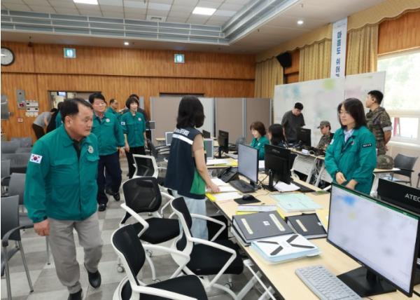 제천시의회 의장단, 2026 을지연습 종합상황실 격려 방문