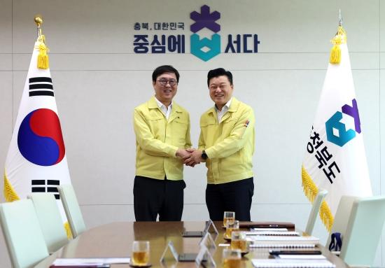 최휘영 문화체육관광부장관, 충북도지사 만나 지역 문화·체육·관광 협력 논의