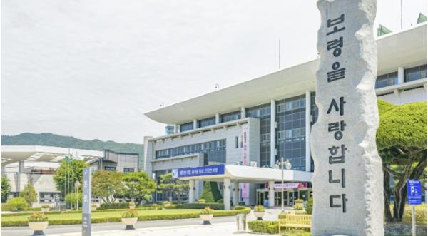 대천해수욕장 폐장 후에도 빛난 사명감, 너울성 파도에 휩쓸린 20대 대학생 극적 구조 기사 이미지