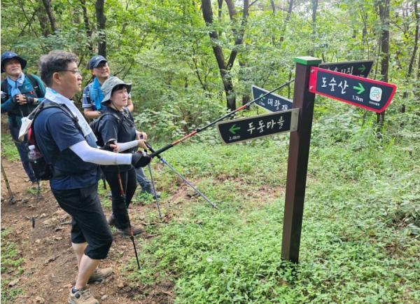 진병영 함양군수, '오르GO 함양' 등산로 정비 현장 점검 기사 이미지