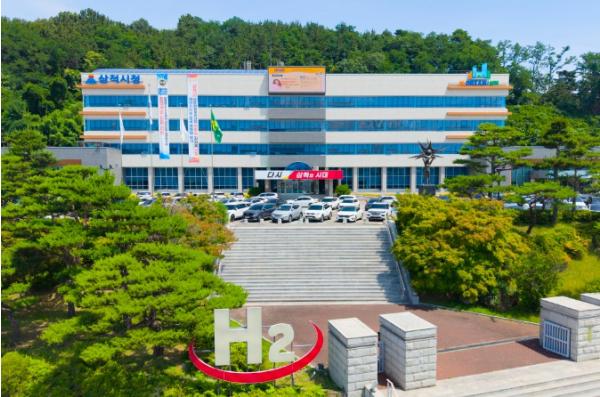 삼척시, 2027년 외국인 계절근로자 고용 희망 농가 모집 기사 이미지