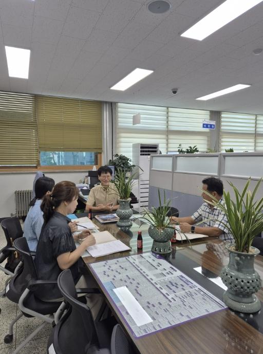 괴산군, 체납관리 '투트랙(Two-track)' 가동… '고의 체납은 징수, 위기 가구는 복지로' 기사 이미지