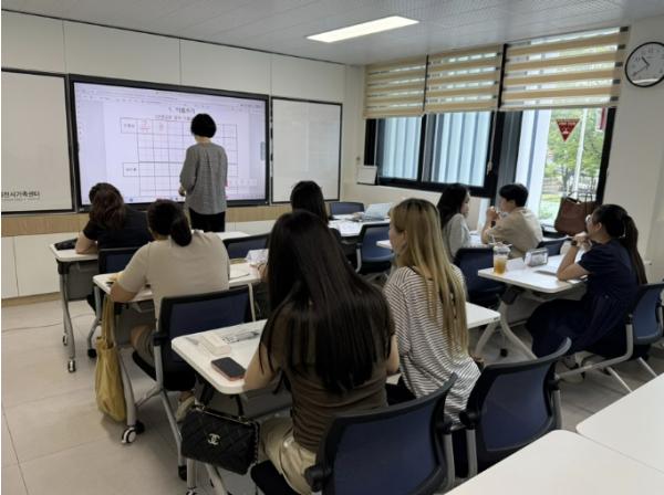 제천시가족센터 결혼이민자들을 위한 맞춤형 한국어 교육 개강 기사 이미지