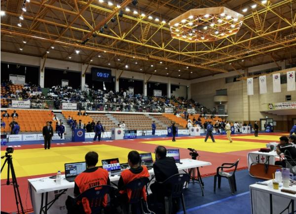 제천시, 전국 유도 꿈나무들의 뜨거운 승부… 제54회 추계 전국 초중고등학교 유도연맹전 성황리에 마무리 기사 이미지
