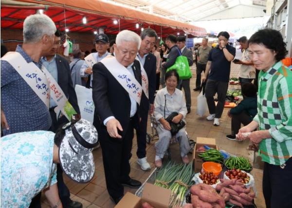 무주군, 추석맞이 전통시장 장보기 행사 추진 기사 이미지