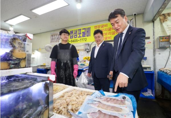 관세청장, 추석 맞아 전통시장, 보육원 방문