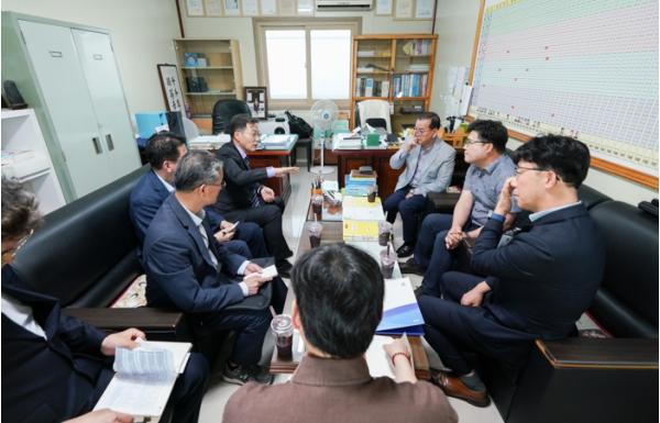 “쉼 없는 강릉, 시장이 먼저 찾아갑니다”