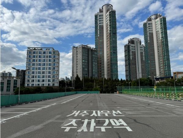 구로구, 신도림 자동차운전학원 유휴부지에 임시 주차장 조성…주차난 해소 나서 기사 이미지