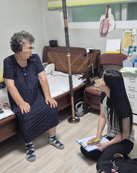 의정부시 신곡2동, 독거노인 돌봄 사각지대 발굴 및 맞춤형 복지 지원 기사 이미지