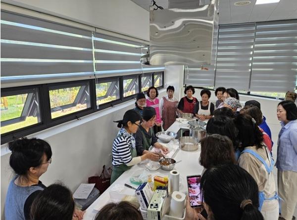 옥천군, 10월 로컬푸드 식농교육 요리교실 개최 기사 이미지