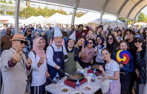 제33회 증평인삼골축제 성황리 마무리... 인삼·한우·공연·체험 한자리에 기사 이미지