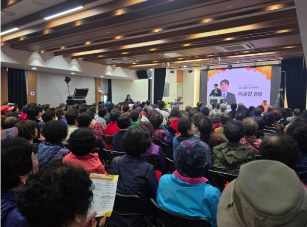 제물포노인복지관, 제30회 노인의 날 기념행사 성황리 개최 기사 이미지