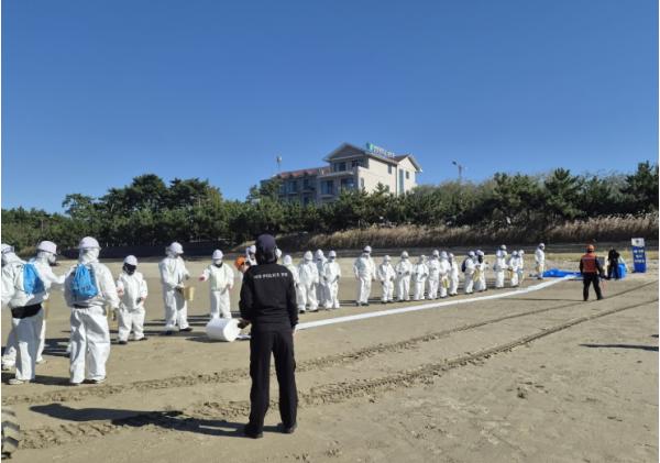서천군, 해양오염 사고 대비 ‘실전처럼’… 춘장대서 합동 방제훈련 기사 이미지