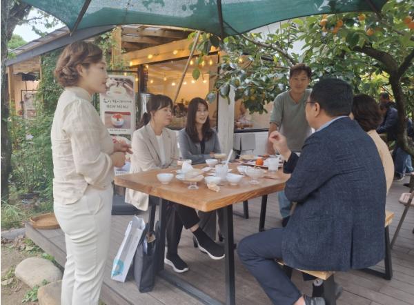 산청군 농촌식문화 쉼터 시범사업 완료보고회 개최 기사 이미지